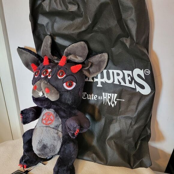 KILLSTAR KREEPTURES 2022 TWITCH & SWITCH LIMITED EDITION Plush Collectible - Picture 2 of 11